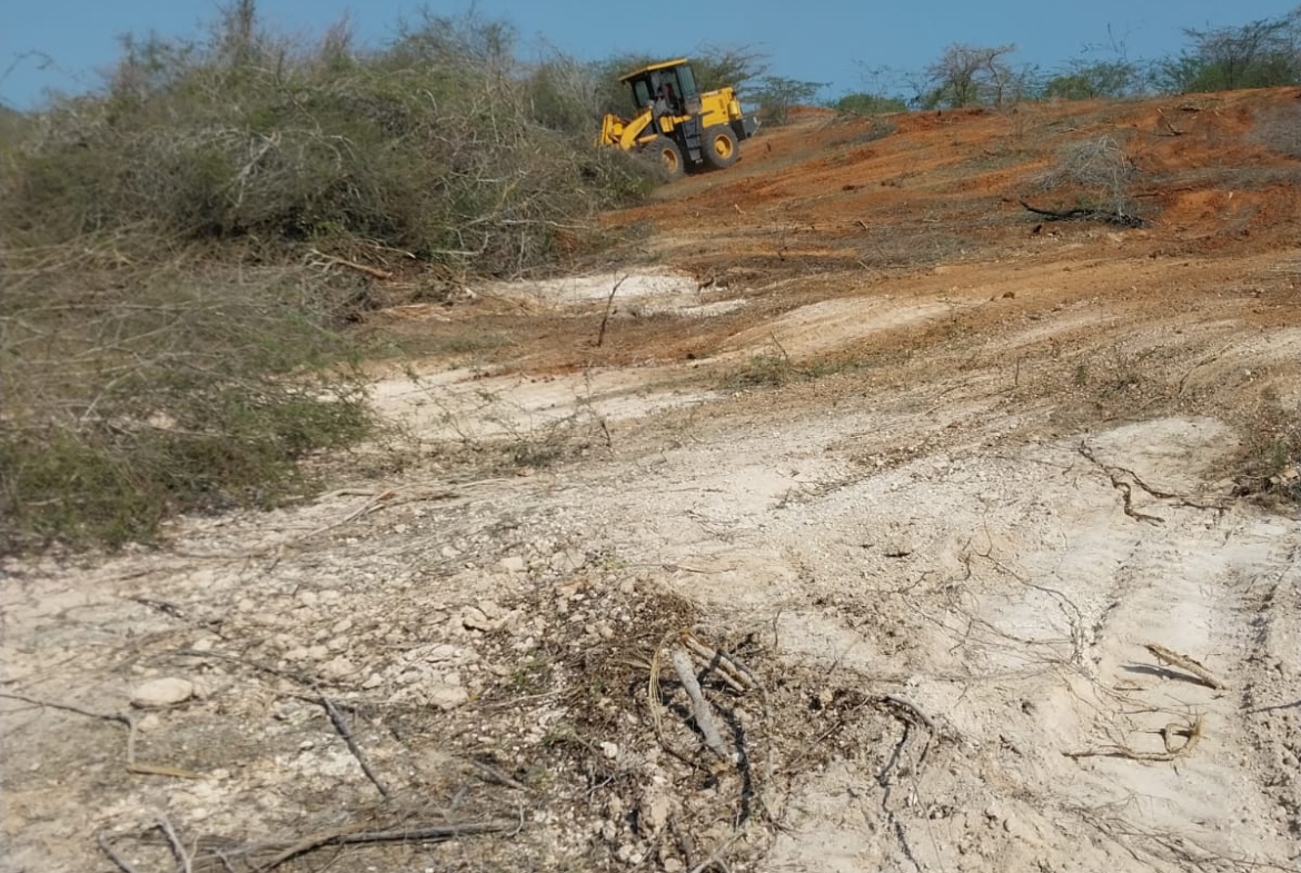 Land for sale in Malindi Lamu road 4